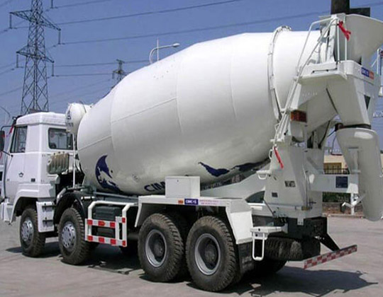 Camión Mixer Revolvedora Cemento y Concreto