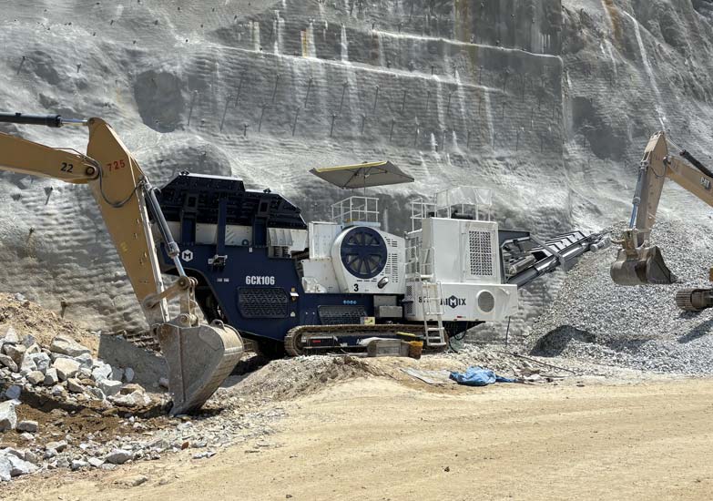 Chancadora de Mandíbula Móvil sobre Orugas en Malasia